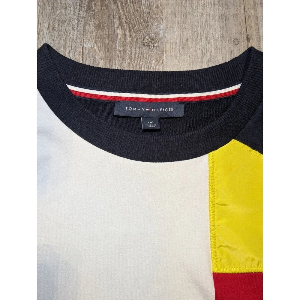 Tommy Hilfiger Mens Colorblock Crewneck Sweatshirt Red Yellow Navy - Picture 2 of 7